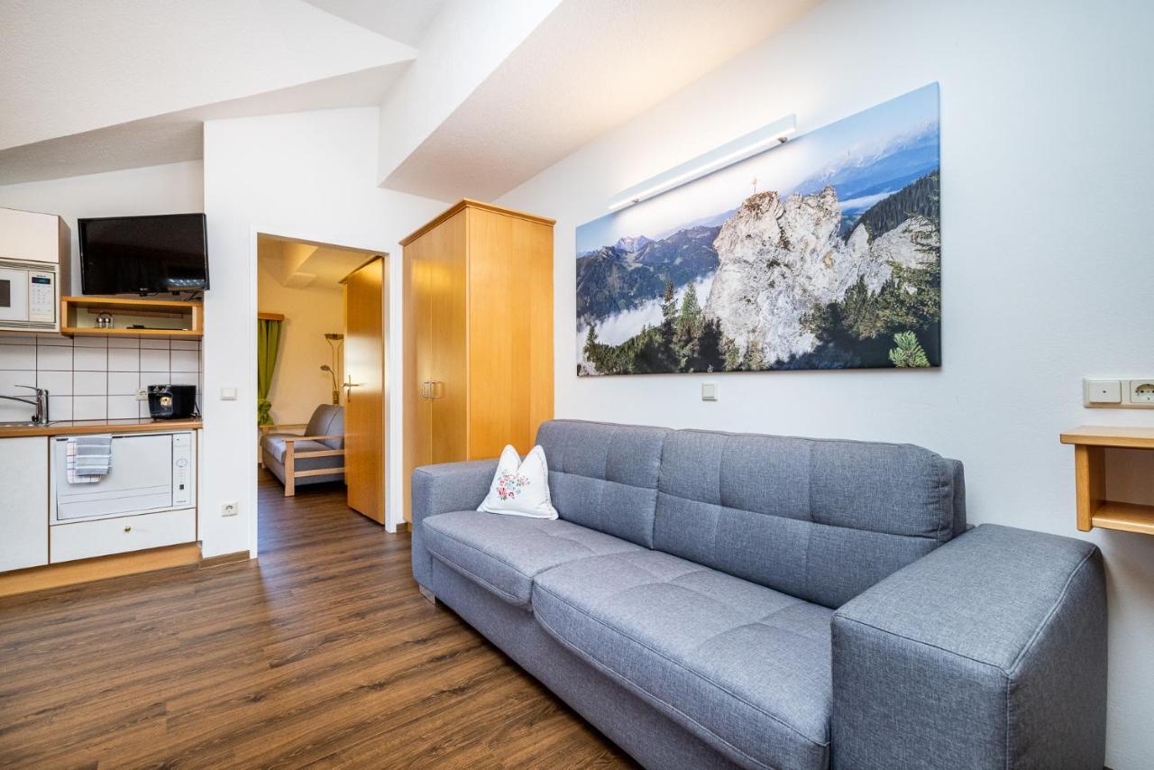 Michis Aparthotel Flachau Exteriör bild
