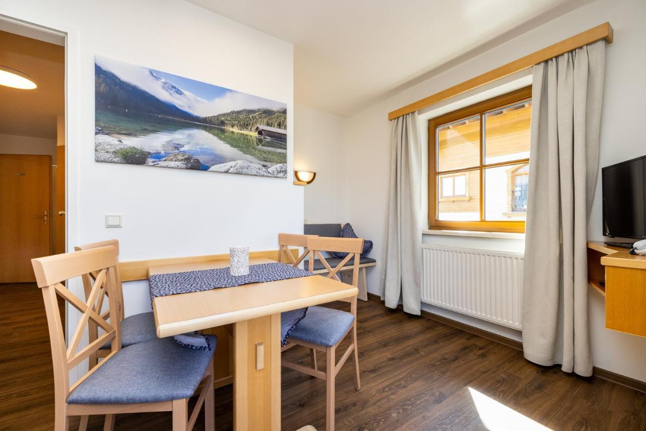 Michis Aparthotel Flachau Exteriör bild