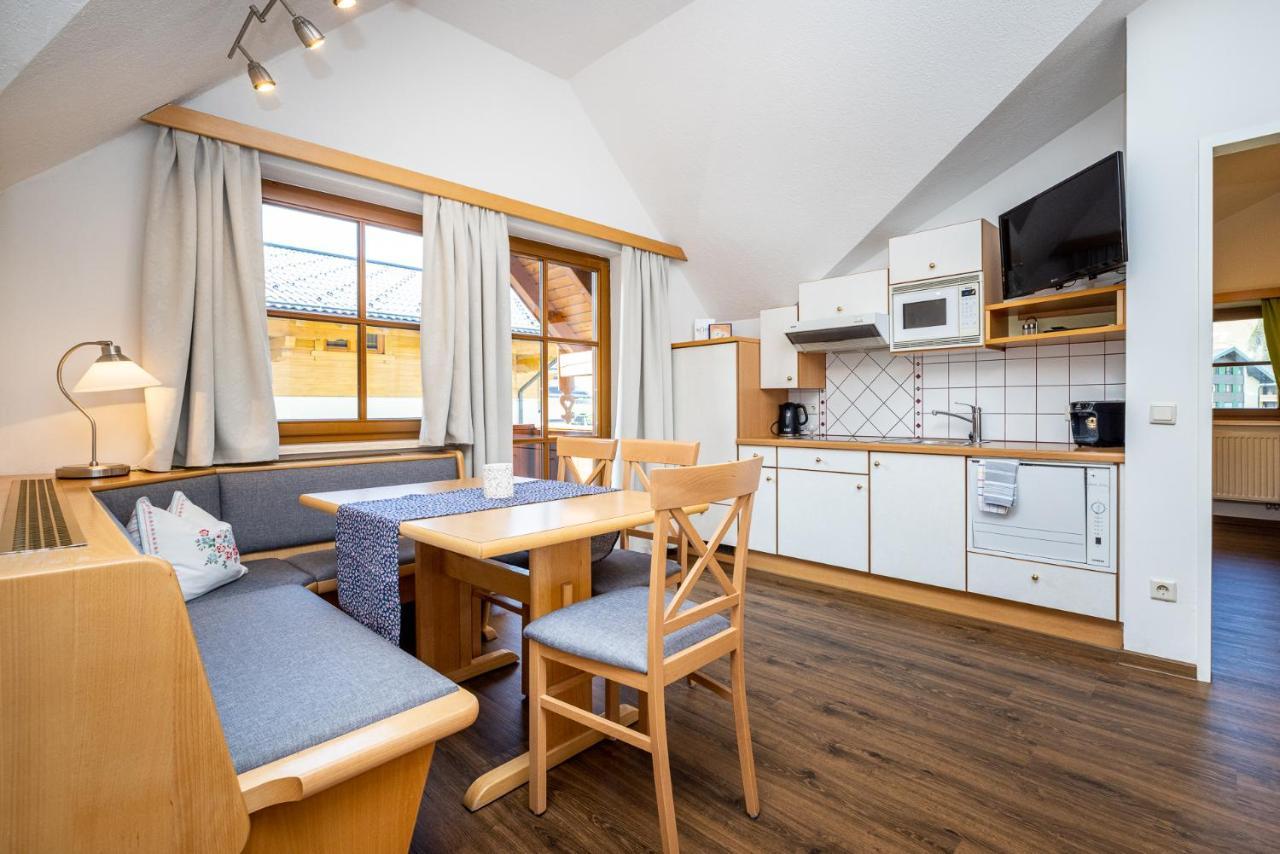 Michis Aparthotel Flachau Exteriör bild