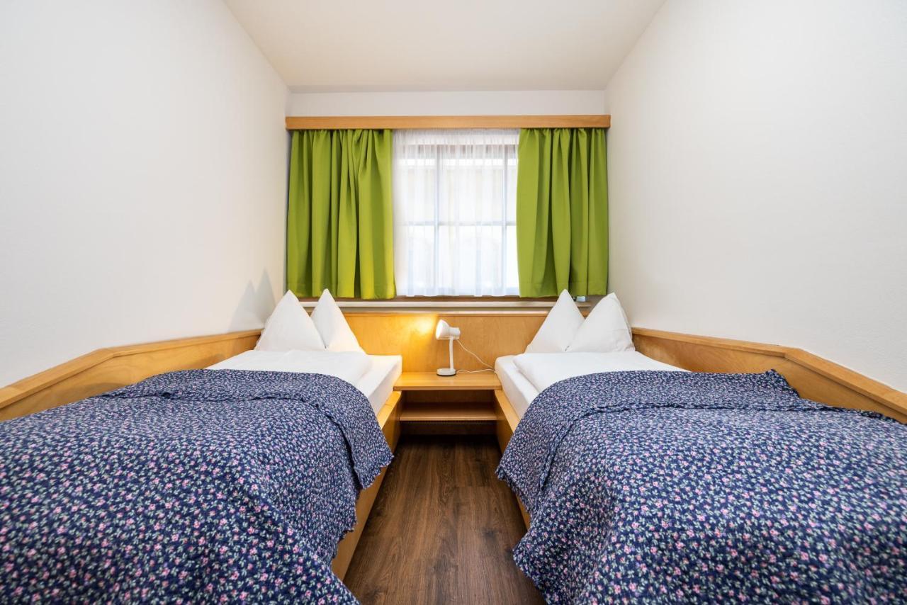Michis Aparthotel Flachau Exteriör bild