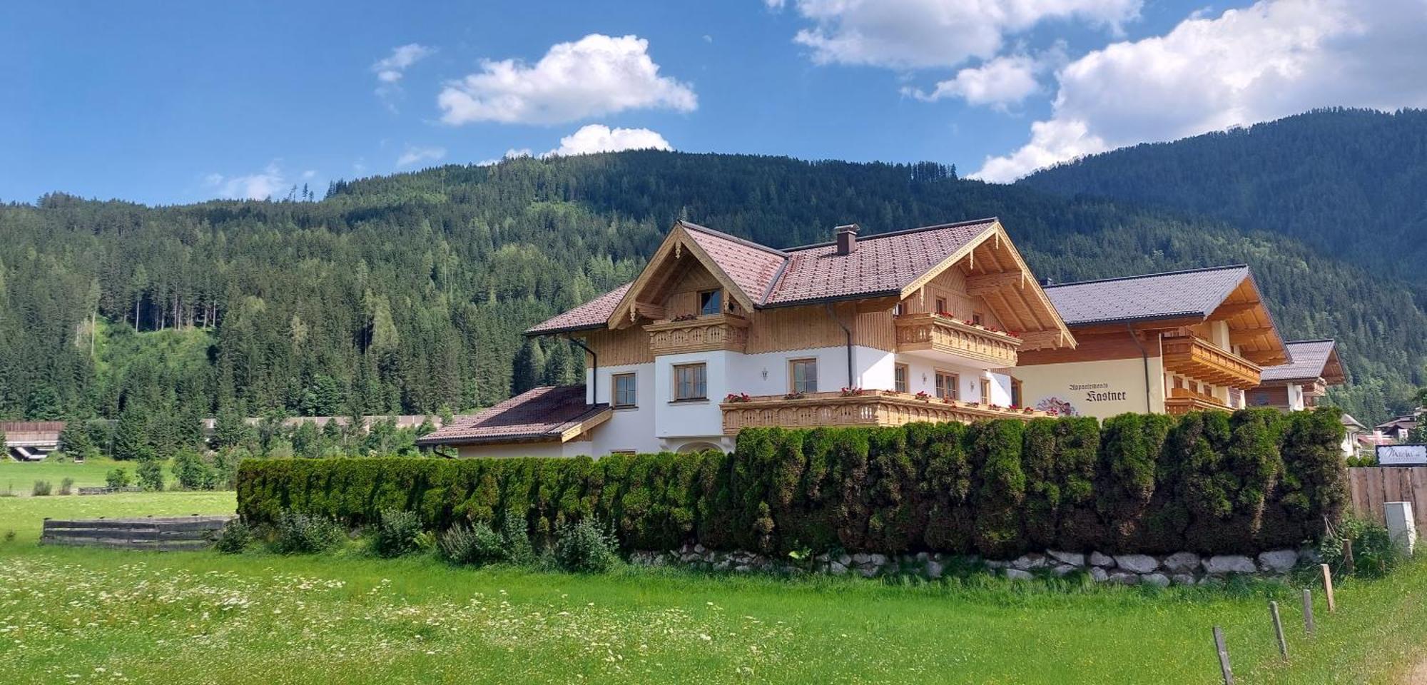 Michis Aparthotel Flachau Exteriör bild