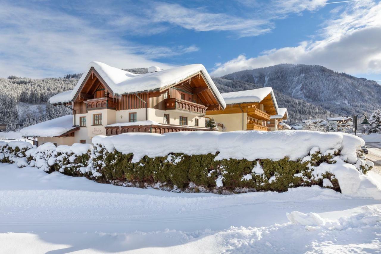 Michis Aparthotel Flachau Exteriör bild
